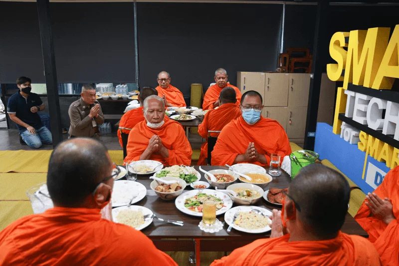 DTC จัดงานทำบุญบริษัท ครบรอบ 25 ปี - Dtc